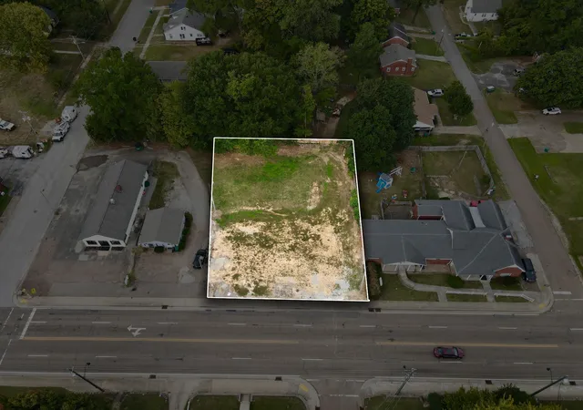 Photo 1 of Land for sale at 935 N Highland Ave, Jackson, TN 38301 | MLS# 3622389 | Listing updated on 2026-10-19