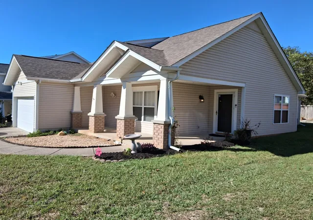 Photo 1 of Single family home for sale at 108 Trl Ridge Dr, Hendersonville, TN 37075 | MLS# 3623805 | Listing updated on 2026-10-29