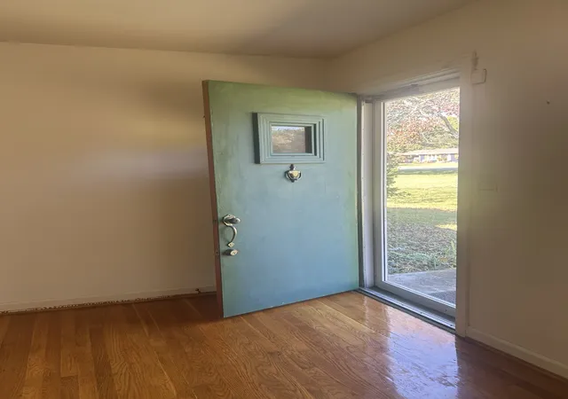 Photo 2 of Sale Pending at 2931 Windemere Cir, Nashville, TN 37214 | MLS# 3620776 | Listing updated on 2026-10-28