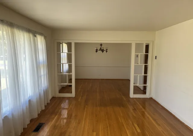 Photo 3 of Sale Pending at 2931 Windemere Cir, Nashville, TN 37214 | MLS# 3620776 | Listing updated on 2026-10-28