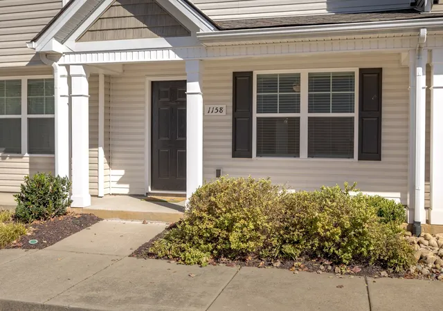Photo 2 of Townhouse for sale at 1158 Tradition Trl, Murfreesboro, TN 37130 | MLS# 3626702 | Listing updated on 2026-10-28