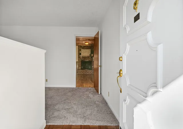 Photo 3 of Sale Pending at 355 Kimbrough Rd, Clarksville, TN 37043 | MLS# 3622475 | Listing updated on 2026-10-23