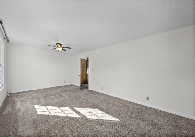 Photo 4 of Sale Pending at 355 Kimbrough Rd, Clarksville, TN 37043 | MLS# 3622475 | Listing updated on 2026-10-23