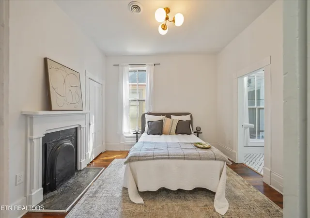 Photo 4 of Single family home for sale at 1404 Hannah Ave, Knoxville, TN 37921 | MLS# 3620587 | Listing updated on 2026-10-17