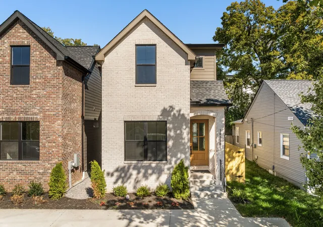 Photo 1 of Single family home for sale at 1015b Dozier Pl, Nashville, TN 37216 | MLS# 3621302 | Listing updated on 2026-10-29