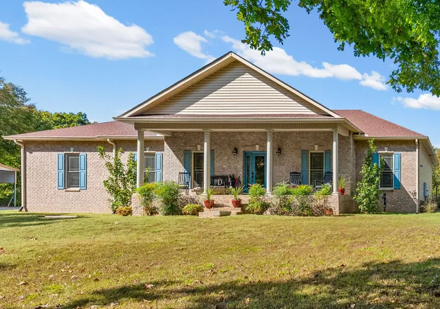 Photo 3 of Single family home for sale at 189 Dusty Trl, Dover, TN 37058 | MLS# 3621393 | Listing updated on 2026-10-29