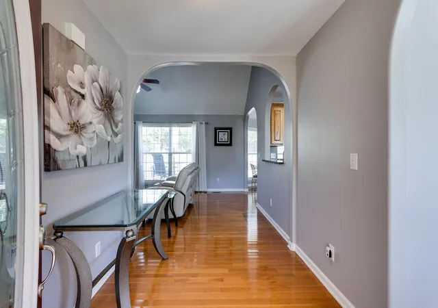 Photo 4 of Single family home for sale at 404 Amber Ct, Spring Hill, TN 37174 | MLS# 3621485 | Listing updated on 2026-10-16