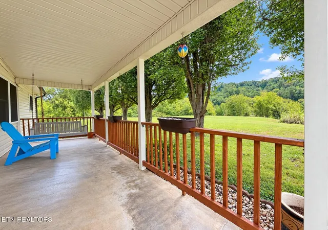 Photo 3 of Single family home for sale at 196 Sweetwater Rd, Philadelphia, TN 37846 | MLS# 3620664 | Listing updated on 2026-10-20