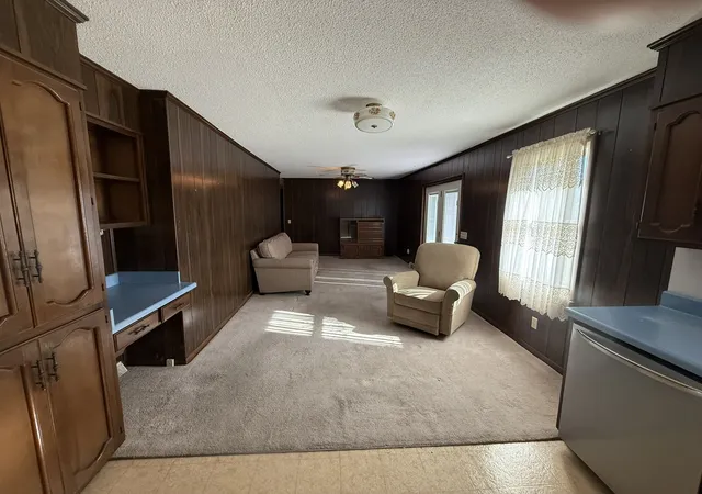Photo 3 of Single family home for sale at 83 Catherine St, Mc Minnville, TN 37110 | MLS# 3621532 | Listing updated on 2026-10-20
