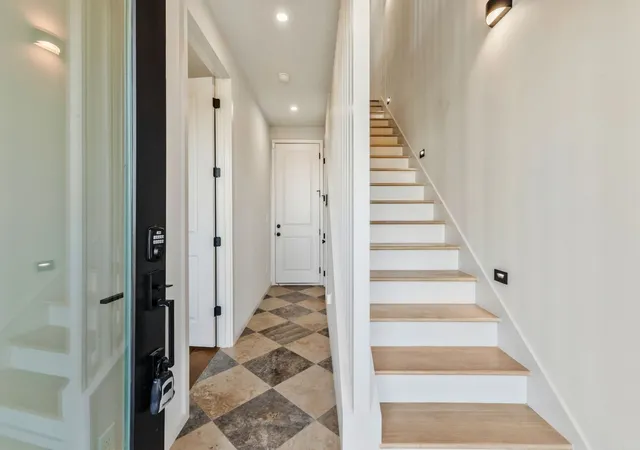 Photo 3 of Townhouse for sale at 106 Grizzard Ave #7, Nashville, TN 37207 | MLS# 3621424 | Listing updated on 2026-10-16