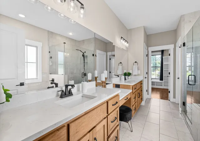Photo 2 of Single family home for sale at 171 Copperstone Dr, Clarksville, TN 37043 | MLS# 3621309 | Listing updated on 2026-10-16