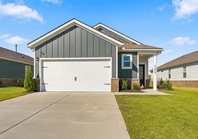 Photo 1 of Single family home for sale at 7052 Lang Ave, White House, TN 37188 | MLS# 3626202 | Listing updated on 2026-10-28