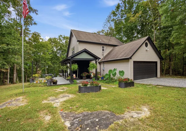Photo 2 of Single family home for sale at 4655 S Pittsburg Mountain Rd, South Pittsburg, TN 37380 | MLS# 3620732 | Listing updated on 2026-10-15