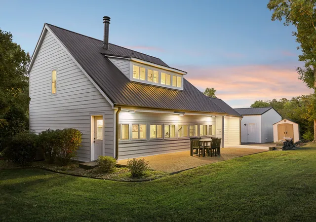 Photo 3 of Single family home for sale at 96 Maple Dr, Winchester, TN 37398 | MLS# 3623330 | Listing updated on 2026-10-23