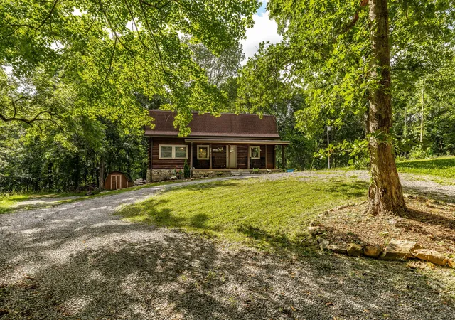 Photo 1 of Single family home for sale at 2076 Martins Chapel Church Rd, Coopertown, TN 37172 | MLS# 3620753 | Listing updated on 2026-10-15