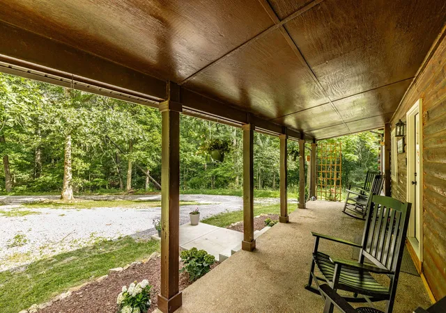 Photo 4 of Single family home for sale at 2076 Martins Chapel Church Rd, Coopertown, TN 37172 | MLS# 3620753 | Listing updated on 2026-10-15