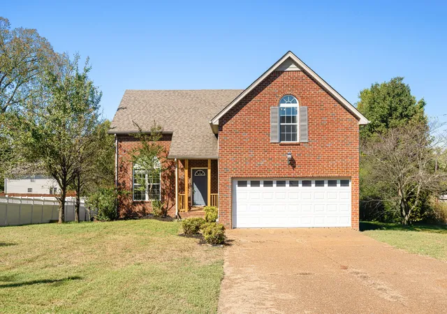 Single family home for sale at 6139 Steve Scarlett Pl, La Vergne, TN 37086 | MLS# 3621511