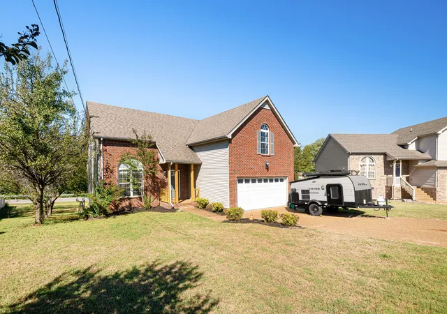 Photo 1 of Single family home for sale at 6139 Steve Scarlett Pl, La Vergne, TN 37086 | MLS# 3621511 | Listing updated on 2026-10-16