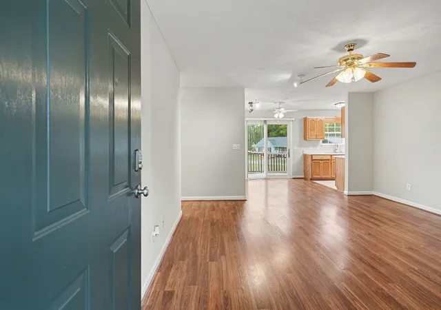 Photo 2 of Single family home for sale at 530 Winning Dr, Columbia, TN 38401 | MLS# 3622145 | Listing updated on 2026-10-18