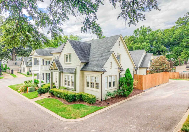 Photo 2 of Single family home for sale at 515 Peabody Green Cv, Memphis, TN 38104 | MLS# 3620895 | Listing updated on 2026-10-15