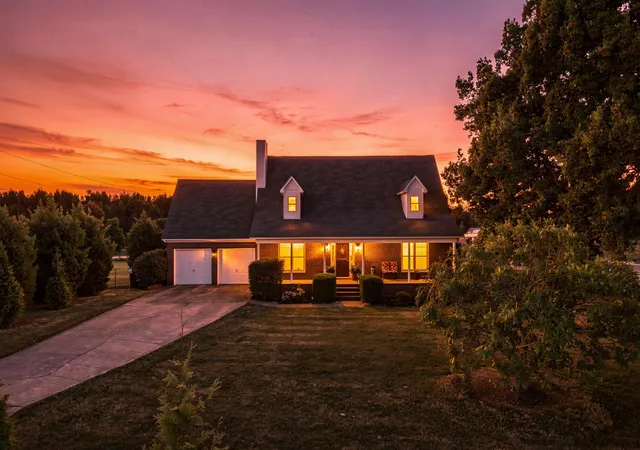 Photo 1 of Single family home for sale at 26840 Scoggins Rd, Elkmont, AL 35620 | MLS# 3622049 | Listing updated on 2026-10-19