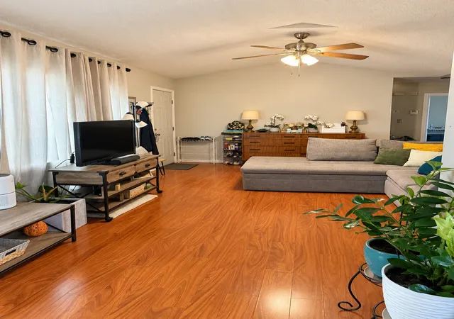 Photo 4 of Single family home for sale at 223 Mark Spitz Dr, Clarksville, TN 37042 | MLS# 3621363 | Listing updated on 2026-10-21