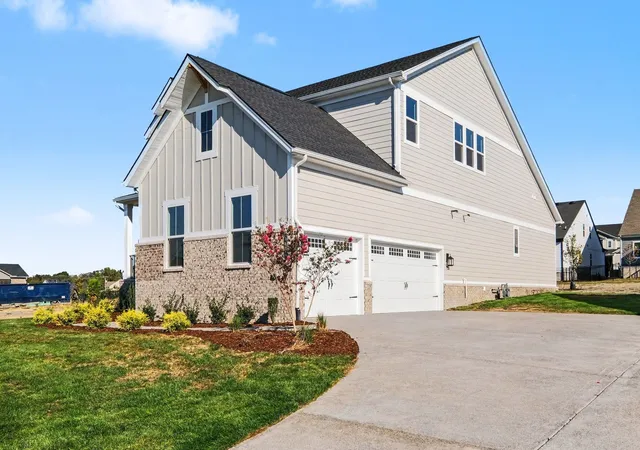 Photo 2 of Single family home for sale at 4621 Hessey Rd, Mount Juliet, TN 37122 | MLS# 3621433 | Listing updated on 2026-10-28