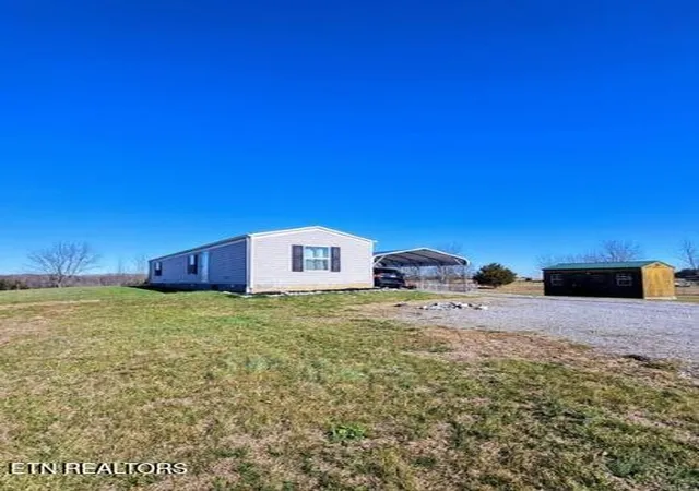 Manufactured home for sale at 1099 Lakeside Rd, Madisonville, TN 37354 | MLS# 3620955