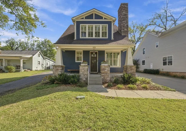 Photo 1 of Single family home for sale at 808 N Maple St, Murfreesboro, TN 37130 | MLS# 3621412 | Listing updated on 2026-10-16