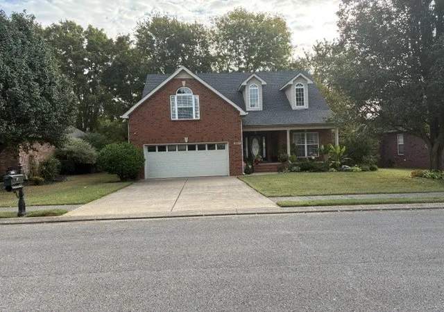 Single family home for sale at 2807 Comer Dr, Murfreesboro, TN 37128 | MLS# 3621243