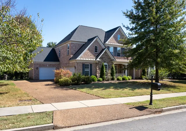 Photo 2 of Single family home for sale at 132 Mulberry Grv, Gallatin, TN 37066 | MLS# 3621198 | Listing updated on 2026-10-16