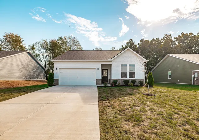 Photo 2 of Single family home for sale at 9124 Gant Dr, White House, TN 37188 | MLS# 3621244 | Listing updated on 2026-10-15