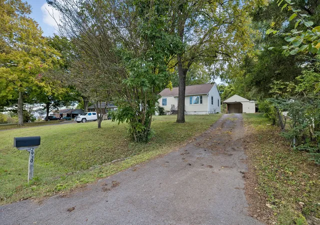 Photo 2 of Single family home for sale at 2930 Sinbad Dr, Nashville, TN 37214 | MLS# 3622602 | Listing updated on 2026-10-23