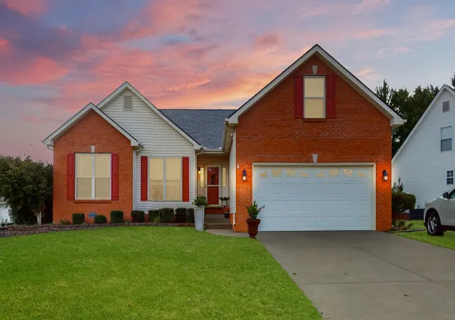 Photo 1 of Single family home for sale at 597 Edinburgh Way, Clarksville, TN 37043 | MLS# 3621166 | Listing updated on 2026-10-26