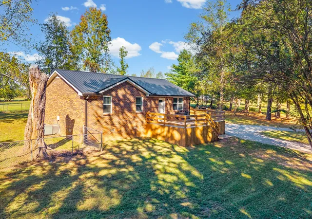 Photo 1 of Single family home for sale at 8102 Pleasant Hl Rd, Cross Plains, TN 37049 | MLS# 3621961 | Listing updated on 2026-10-30