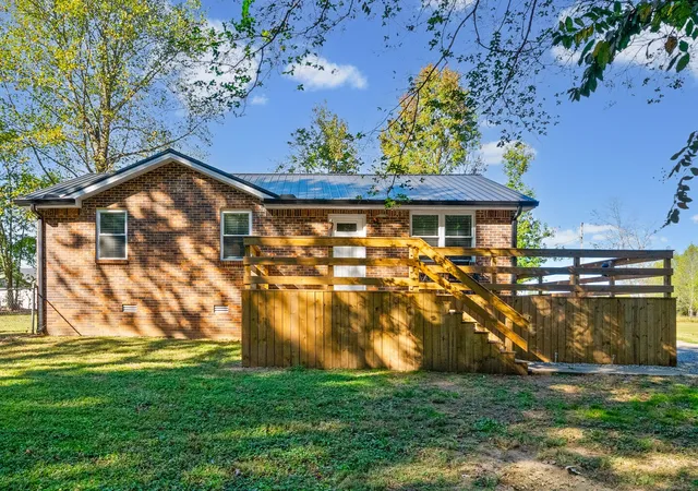 Photo 2 of Single family home for sale at 8102 Pleasant Hl Rd, Cross Plains, TN 37049 | MLS# 3621961 | Listing updated on 2026-10-30