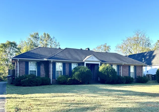 Photo 1 of Single family home for sale at 915 Coral Rd, Nashville, TN 37204 | MLS# 3622465 | Listing updated on 2026-10-26