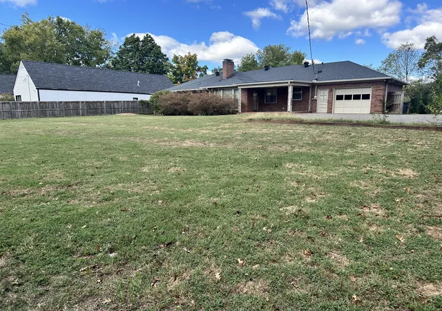 Photo 2 of Single family home for sale at 915 Coral Rd, Nashville, TN 37204 | MLS# 3622465 | Listing updated on 2026-10-26