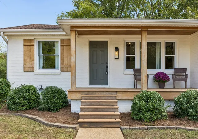 Photo 2 of Sale Pending at 204 Conant St, Columbia, TN 38401 | MLS# 3621338 | Listing updated on 2026-10-22