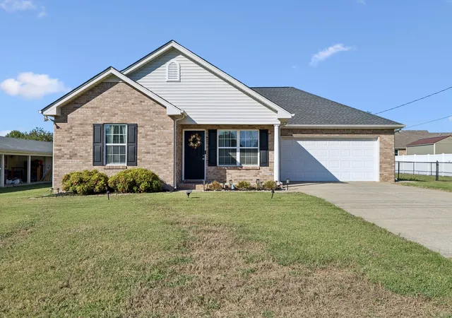 Single family home for sale at 2739 Cliffside Dr, Christiana, TN 37037 | MLS# 3621185