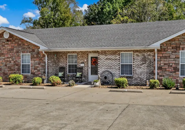 Photo 2 of Sale Pending at 118 Colson Village Ct, Dover, TN 37058 | MLS# 3627788 | Listing updated on 2026-10-28