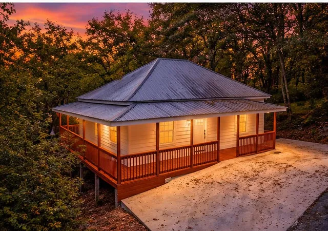 Photo 2 of Single family home for sale at 23 Fortune St, La Fayette, GA 30728 | MLS# 3621234 | Listing updated on 2026-10-28