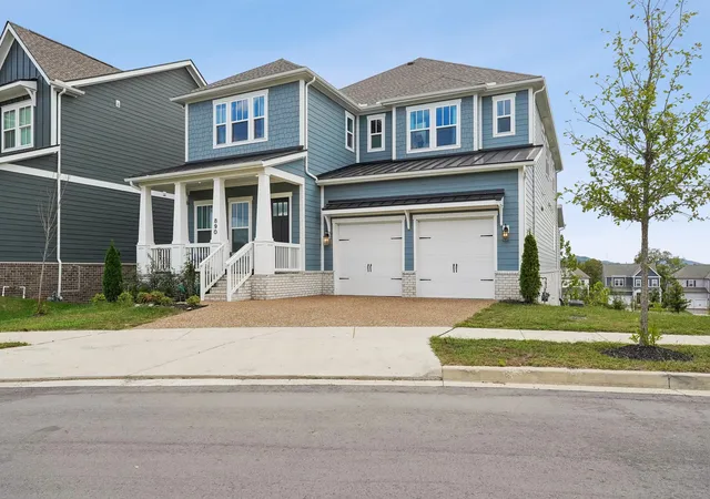 Photo 1 of Single family home for sale at 890 Braidwood Ln, Franklin, TN 37064 | MLS# 3621332 | Listing updated on 2026-10-21