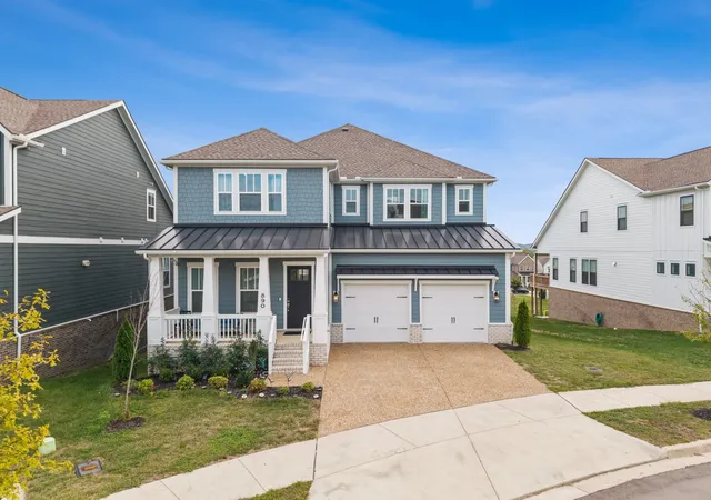 Photo 3 of Single family home for sale at 890 Braidwood Ln, Franklin, TN 37064 | MLS# 3621332 | Listing updated on 2026-10-21