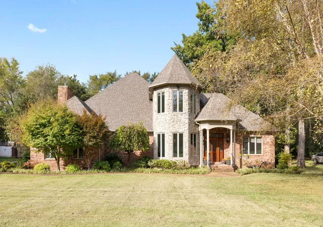 Photo 1 of Single family home for sale at 142 Laural Hl Dr, Smyrna, TN 37167 | MLS# 3621958 | Listing updated on 2026-10-25
