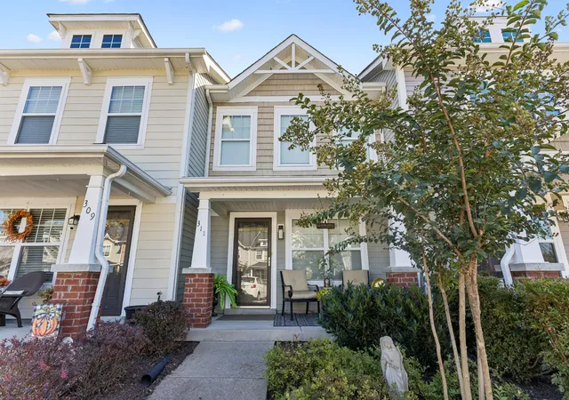 Photo 2 of Townhouse for sale at 311 Killian Way, Mount Juliet, TN 37122 | MLS# 3621315 | Listing updated on 2026-10-28