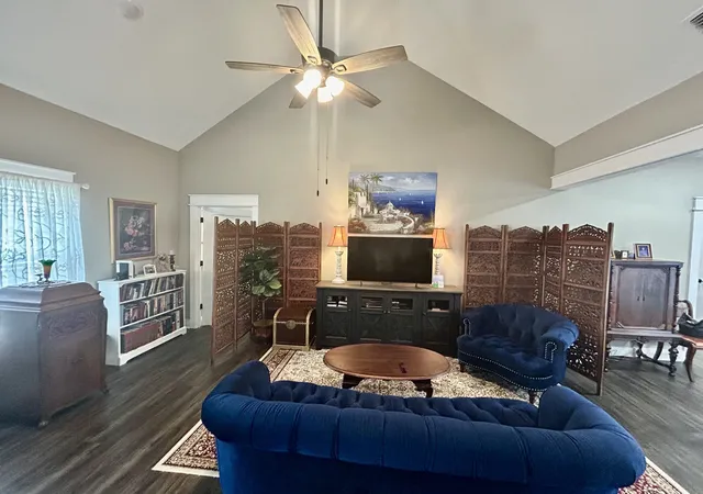 Photo 2 of Single family home for sale at 4117 Vervilla Rd, Mc Minnville, TN 37110 | MLS# 3621273 | Listing updated on 2026-10-15