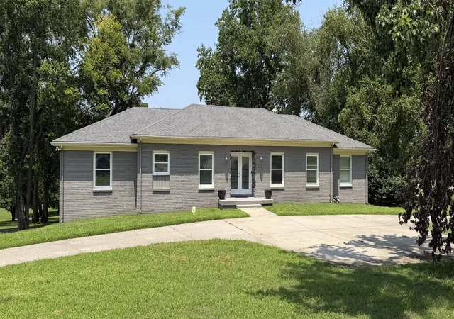 Photo 1 of Single family home for sale at 221 Rising Sun Ln, Old Hickory, TN 37138 | MLS# 3621447 | Listing updated on 2026-10-16