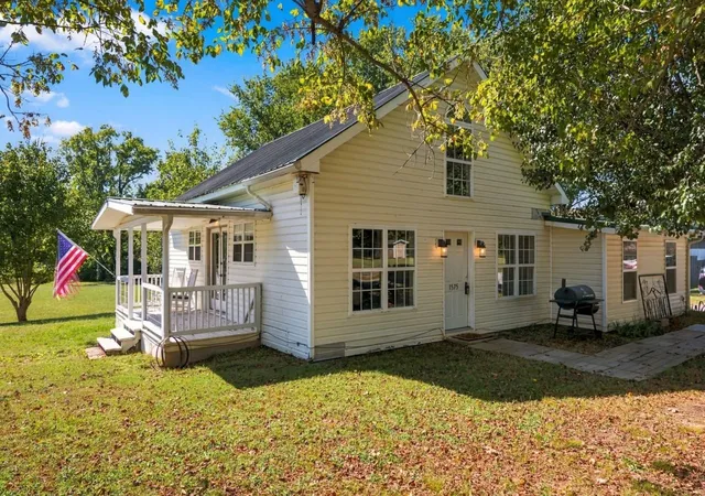 Photo 1 of Sale Pending at 1575 Thompson Sta Rd W, Thompsons Station, TN 37179 | MLS# 3621283 | Listing updated on 2026-10-29