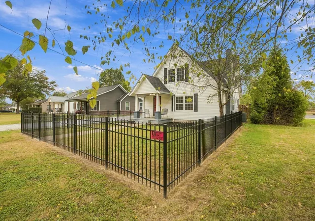 Photo 1 of Single family home for sale at 119 Dawson Ln, Lebanon, TN 37087 | MLS# 3621304 | Listing updated on 2026-10-30